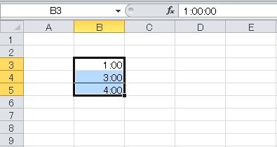 画像で解説 Excelで時間を足し算 24時間以上の計算の仕方は エラーの解決方法も ワカルニ