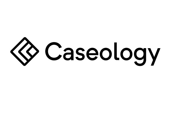 CaseologySkyfallpurple　ブランドロゴ